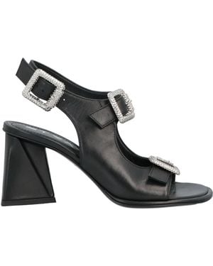 Strategia Sandals - Black