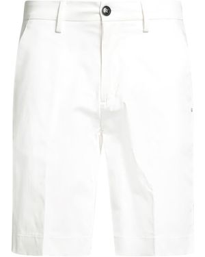 Liu Jo Shorts & Bermuda Shorts - White
