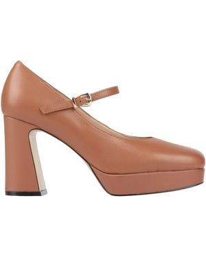 Emanuélle Vee Pumps - Braun