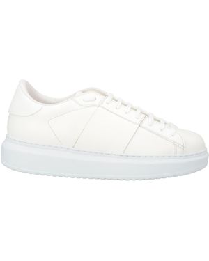 Thousand Trainers - White