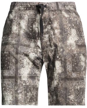 Officine Generale Shorts & Bermuda Shorts - Grey