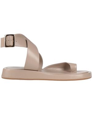 GIA RHW Thong Sandal - Natural