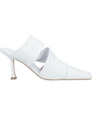 A.W.A.K.E. MODE Mules & Clogs Leather - White