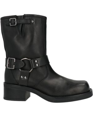 Carla G Ankle Boots - Black
