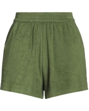 Majestic Filatures Shorts & Bermuda Shorts - Green