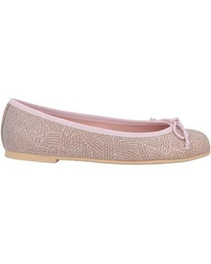 Pretty Ballerinas Ballet Flats - Pink