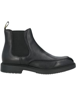 Doucal's Ankle Boots - Black