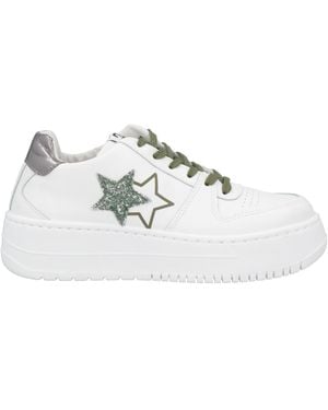 2Star Trainers - White