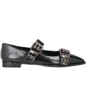 Ovyè Ballet Flats - Black