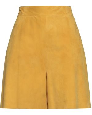 DESA NINETEENSEVENTYTWO Shorts & Bermuda Shorts - Yellow