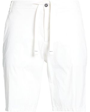 Harmont & Blaine Shorts & Bermuda Shorts Cotton, Elastane - White