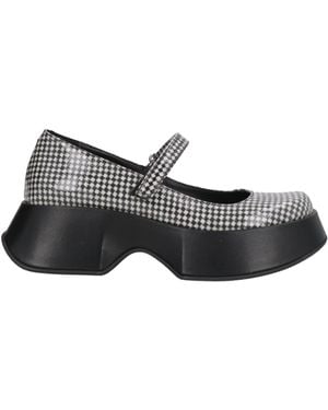 Vic Matié Pumps - Grau