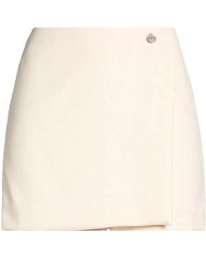 Berna Shorts & Bermuda Shorts Polyester - Natural