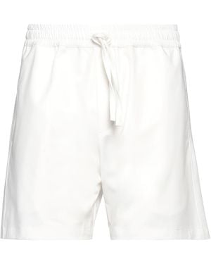 Gaelle Paris Shorts & Bermuda Shorts Polyester, Viscose, Elastane - White
