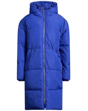 Embassy of Bricks and Logs Puffer - Blue