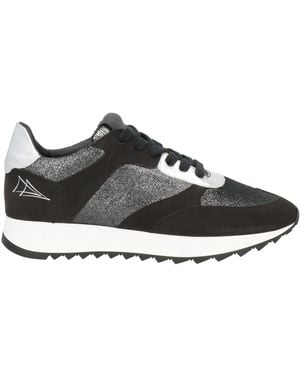 Nevver Sneakers - Black
