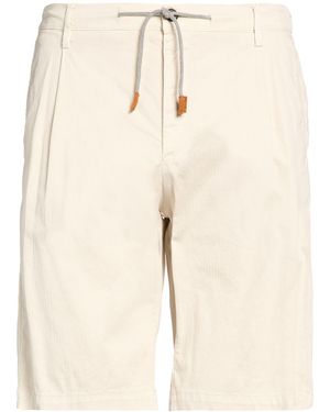 Eleventy Shorts & Bermuda Shorts - Natural