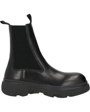Burberry Leather Chelsea Boots For - Black