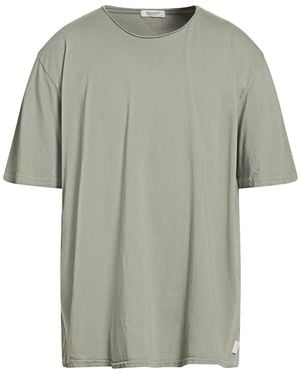 Crossley T-Shirt - Gray