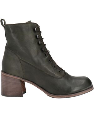 Moma Ankle Boots - Brown