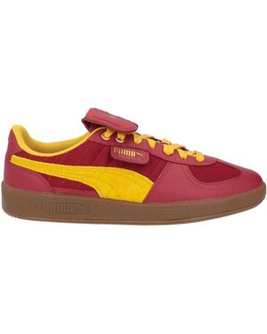 PUMA Trainers - Red