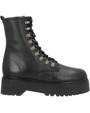 Keys Ankle Boots - Black