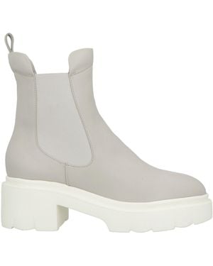 Pomme D'or Ankle Boots - White