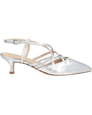 LE FABIAN Court Shoes - Natural