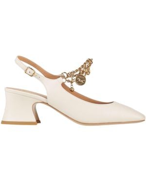 Chloé Ivory Pumps Leather - Natural