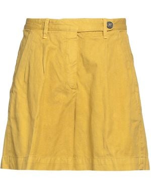Massimo Alba Shorts & Bermuda Shorts - Yellow