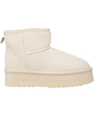 Gaelle Paris Ankle Boots - Natural