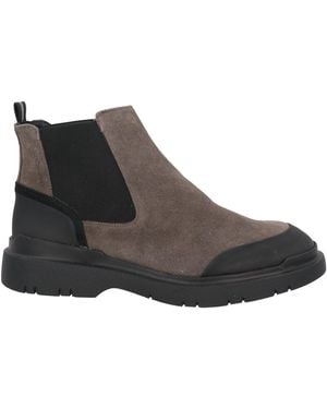 Ambitious Ankle Boots - Brown