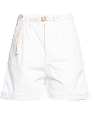 White Sand Shorts & Bermuda Shorts - White