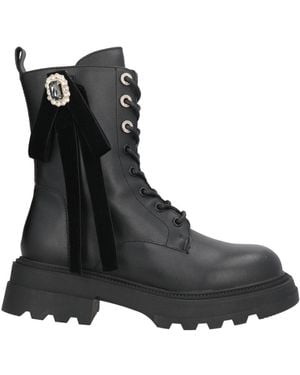 Tosca Blu Ankle Boots - Black