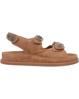 Strategia Sandals - Brown