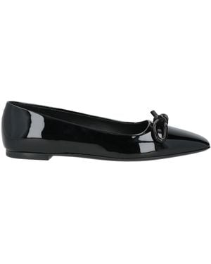 Ferragamo Ballet Flats - Black
