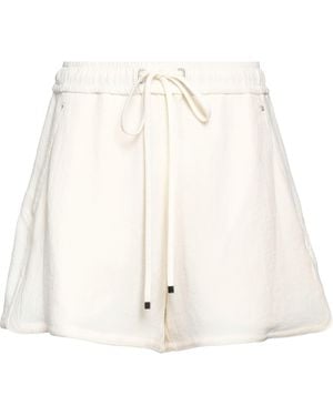 Low Classic Shorts & Bermuda Shorts Polyester - Natural