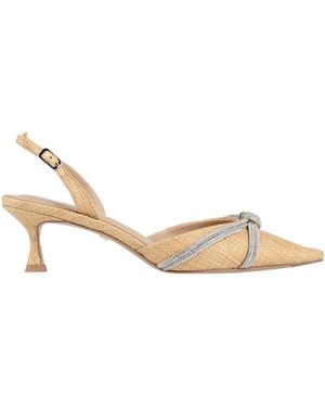 Lola Cruz Court Shoes - Metallic