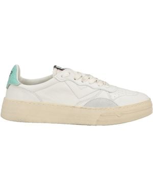4b12 Sneakers - White