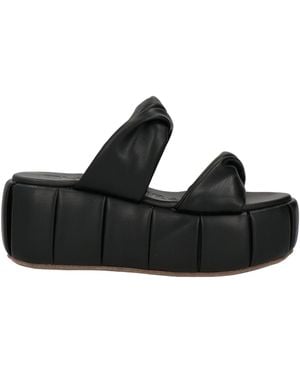 THEMOIRÈ Sandals - Black