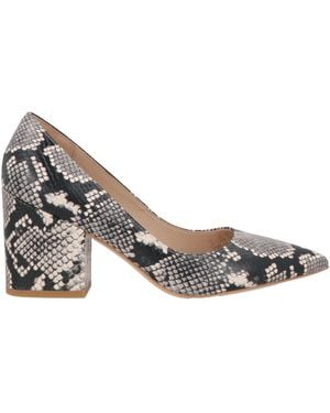 Stuart Weitzman Court Shoes Leather - Metallic