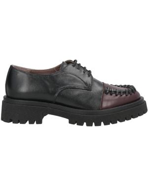 LE BOHÉMIEN Lace-Up Shoes Calfskin - Black