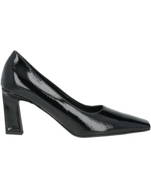 Carla G Court Shoes - Black