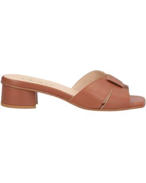 Elata Sandals - Brown