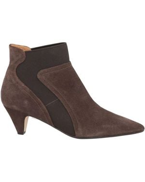 Anna F. Ankle Boots - Brown