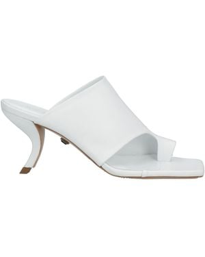Ilio Smeraldo Thong Sandal - White