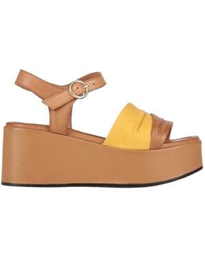CafeNoir Sandals - Brown