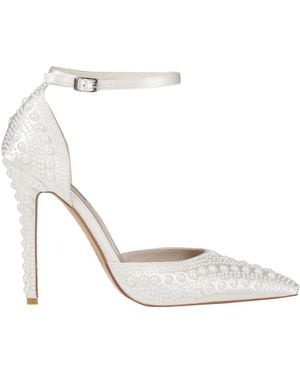 Gai Mattiolo Court Shoes - White