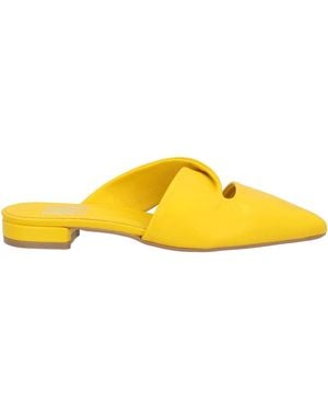 Balie Mules & Clogs - Yellow