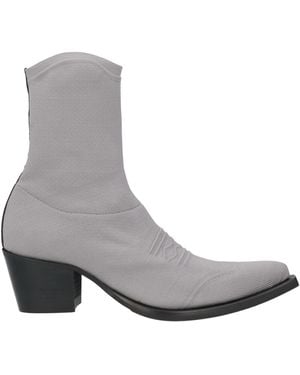 N°21 Stiefelette - Grau